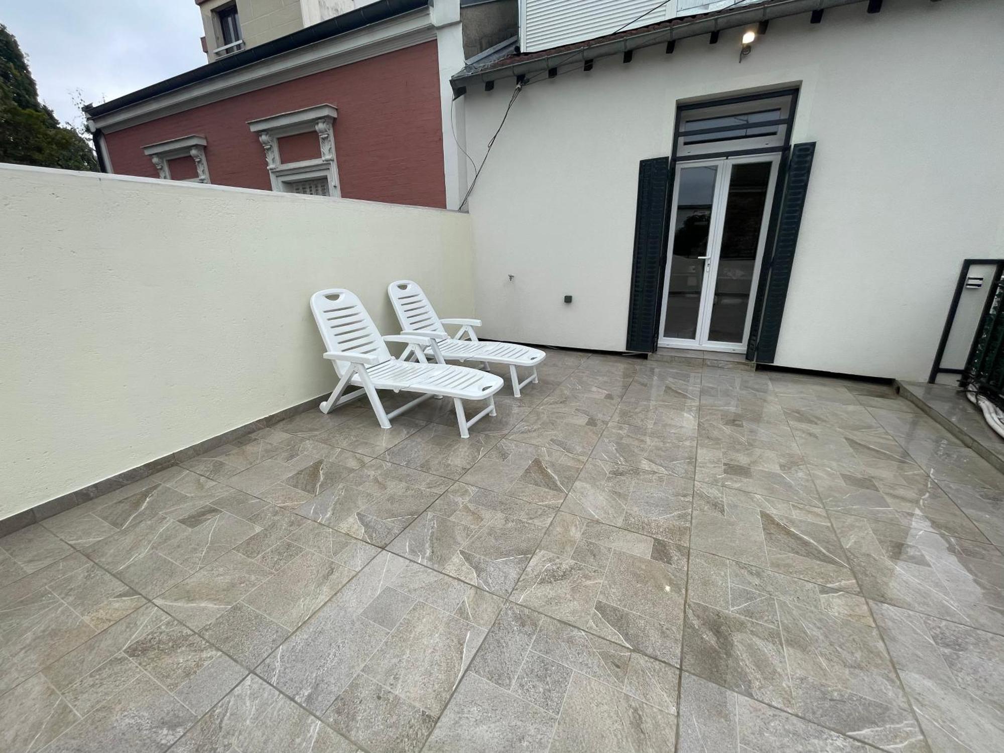 Appartement Avec Terrasse Et Ciel Etoile ! Noisy-le-Sec Exterior foto